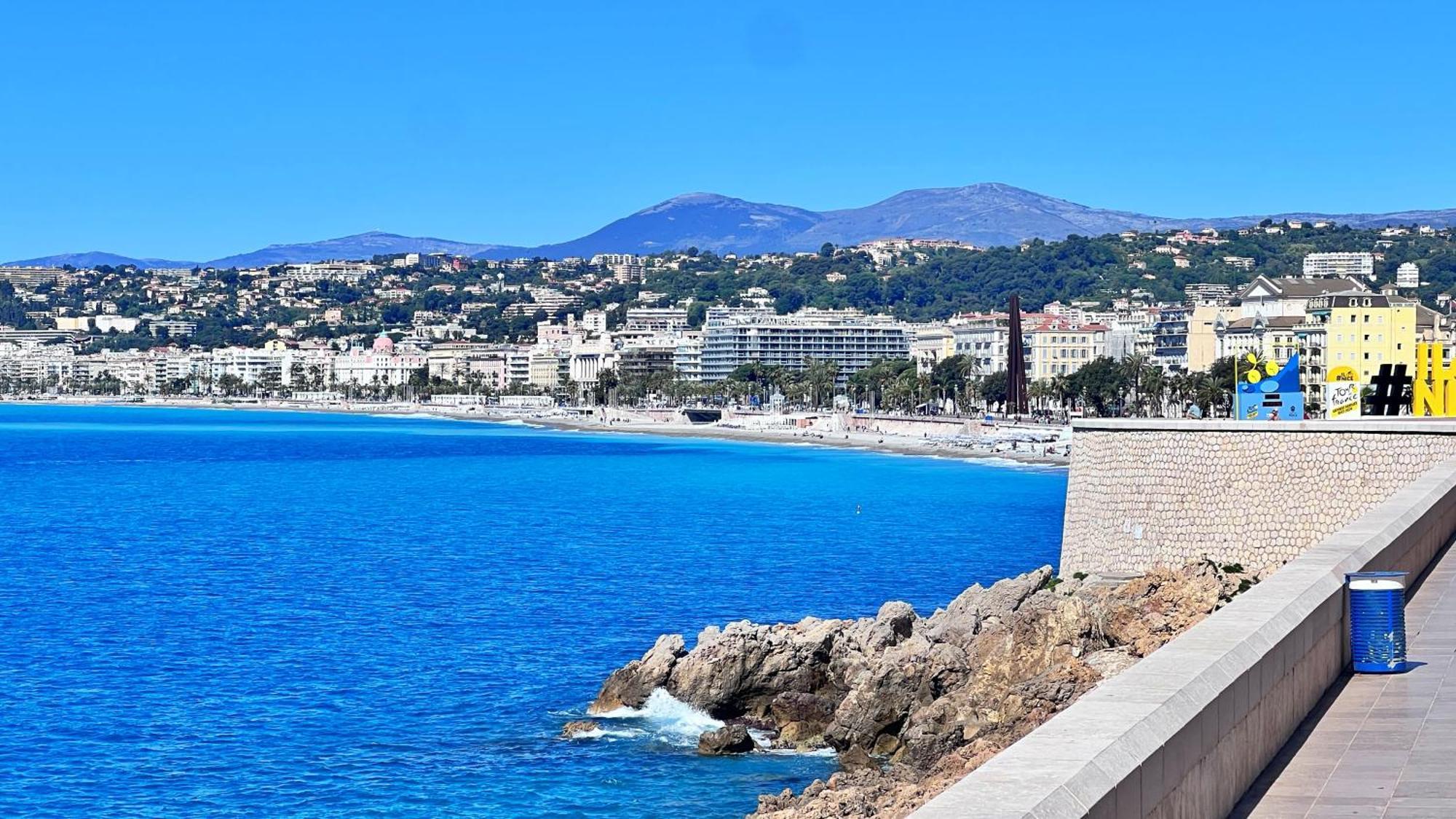 Le Saint Honore A 500 Metres A Pied De La